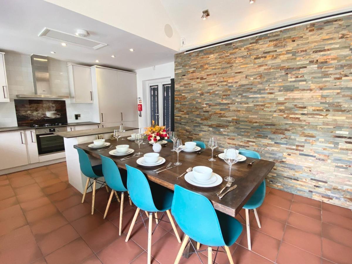 5 Bedroom Bungalow Ascot Racecourse Екстериор снимка